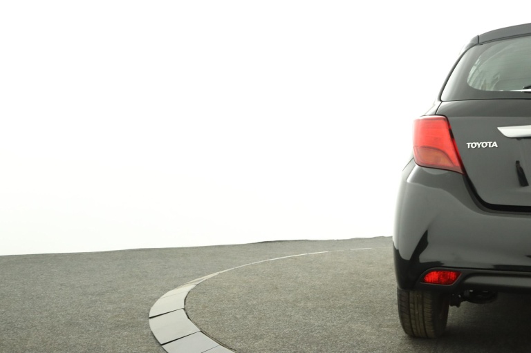 Toyota Yaris - 1.5 Hybrid Trend 44
