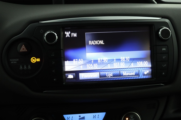 Toyota Yaris - 1.5 Hybrid Trend 8