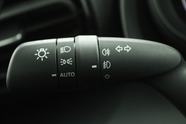 Toyota Yaris - 1.5 Hybrid Dynamic 30