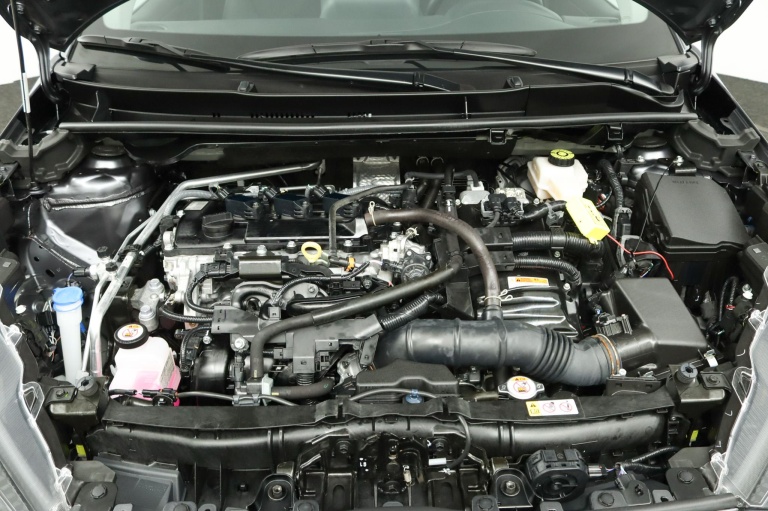 Toyota Yaris - 1.5 Hybrid Dynamic 34
