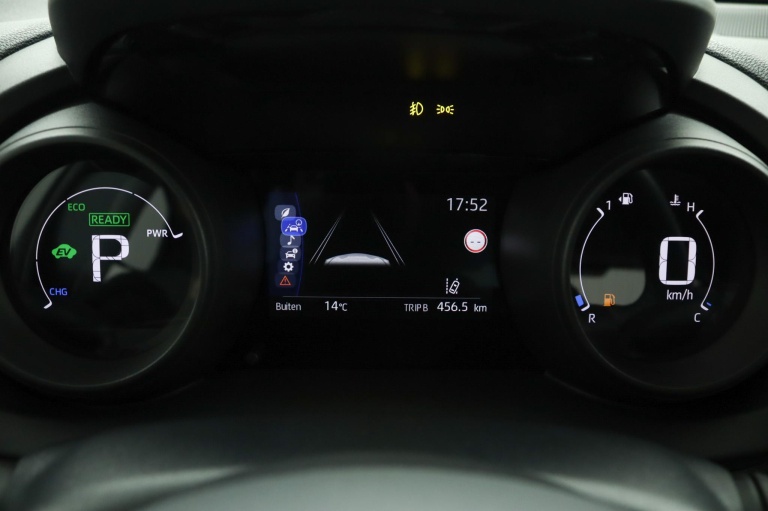 Toyota Yaris - 1.5 Hybrid Dynamic 45