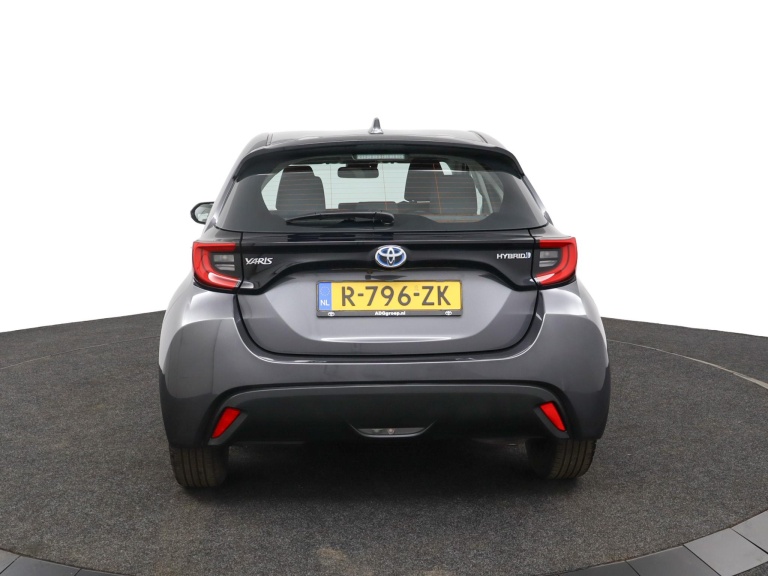 Toyota Yaris - 1.5 Hybrid Dynamic 67