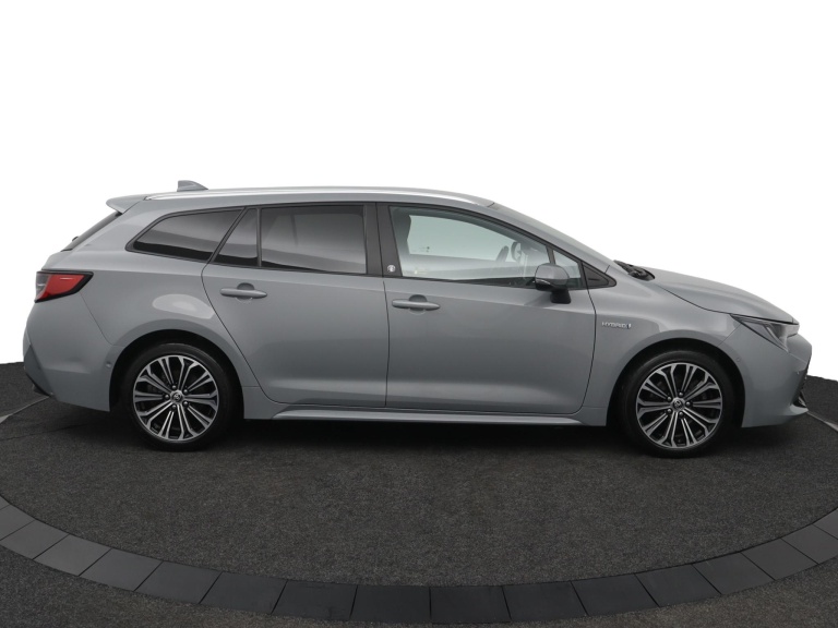 Toyota Corolla Touring Sports - 2.0 Hybrid Dynamic 13