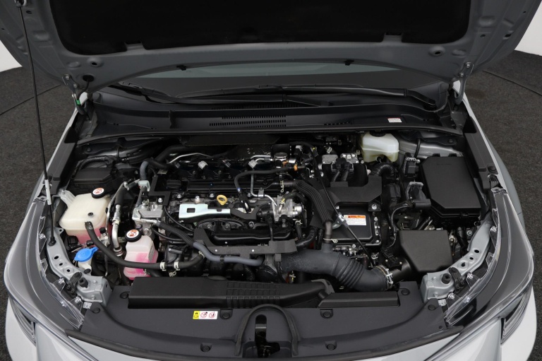 Toyota Corolla Touring Sports - 2.0 Hybrid Dynamic 34