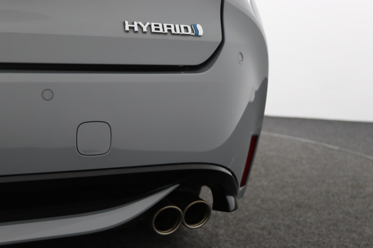 Toyota Corolla Touring Sports - 2.0 Hybrid Dynamic 39