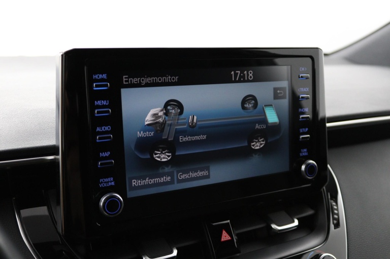 Toyota Corolla Touring Sports - 2.0 Hybrid Dynamic 44