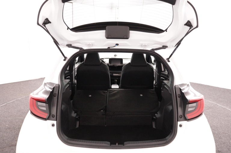 Toyota Yaris - 1.5 Hybrid Executive 23