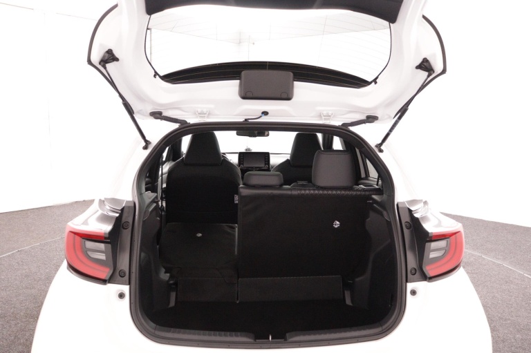 Toyota Yaris - 1.5 Hybrid Executive 24