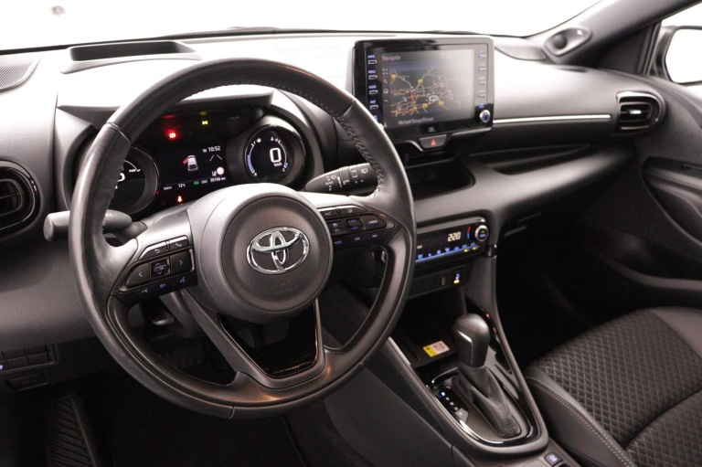 Toyota Yaris - 1.5 Hybrid Executive 38
