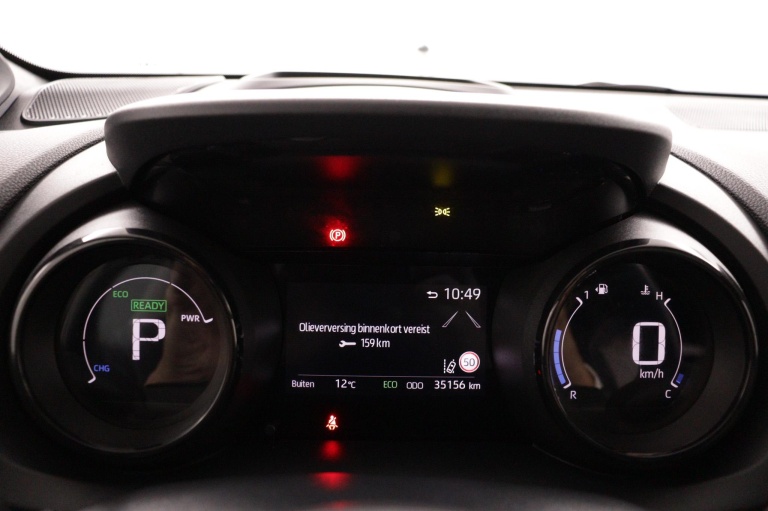 Toyota Yaris - 1.5 Hybrid Executive 6