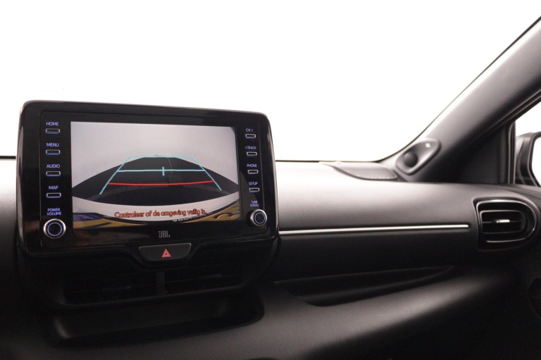 Toyota Yaris - 1.5 Hybrid Executive 9