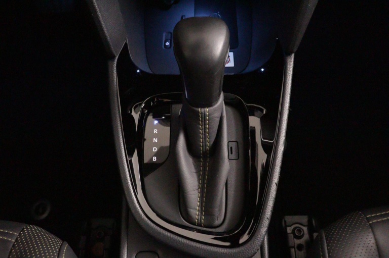 Toyota Yaris Cross - 1.5 Hybrid Launch Edition 24