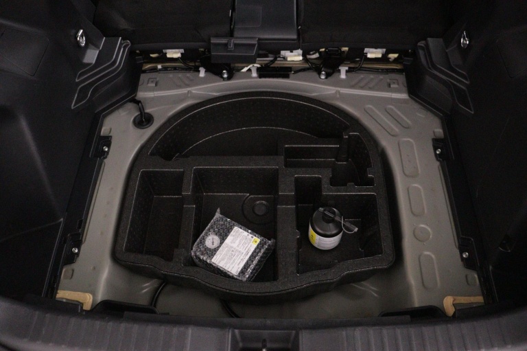 Toyota Yaris Cross - 1.5 Hybrid Launch Edition 31