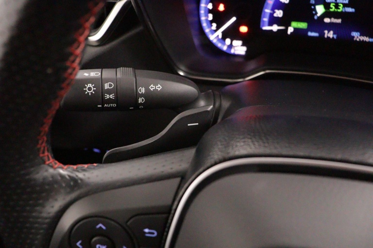 Toyota Corolla - 2.0 Hybrid GR-Sport 41