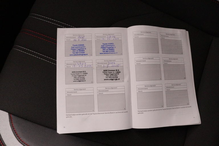 Toyota Corolla - 2.0 Hybrid GR-Sport 52