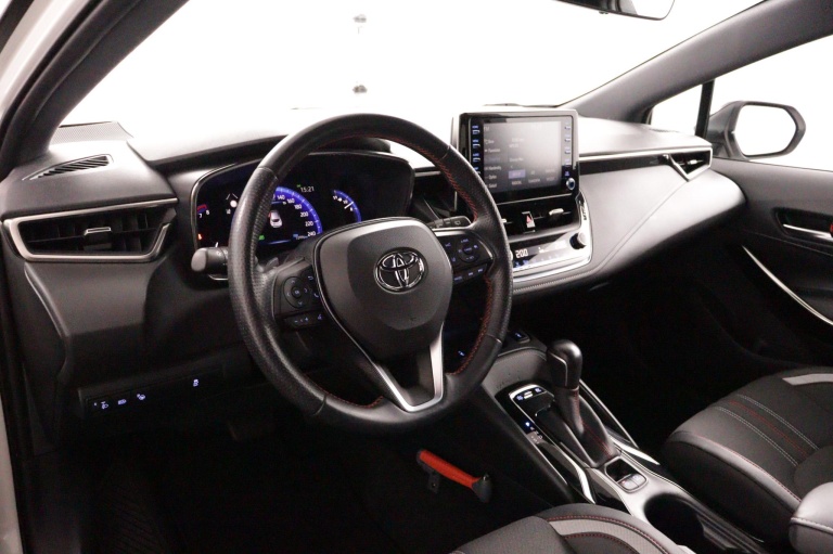 Toyota Corolla - 2.0 Hybrid GR-Sport 56