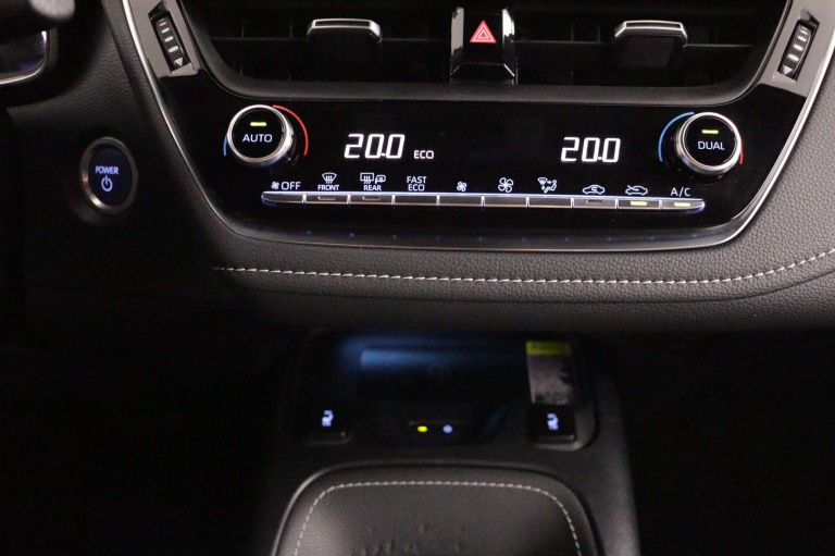 Toyota Corolla - 2.0 Hybrid GR-Sport 7