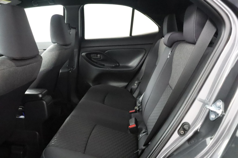 Toyota Yaris Cross - 1.5 Hybrid 130 Dynamic 17