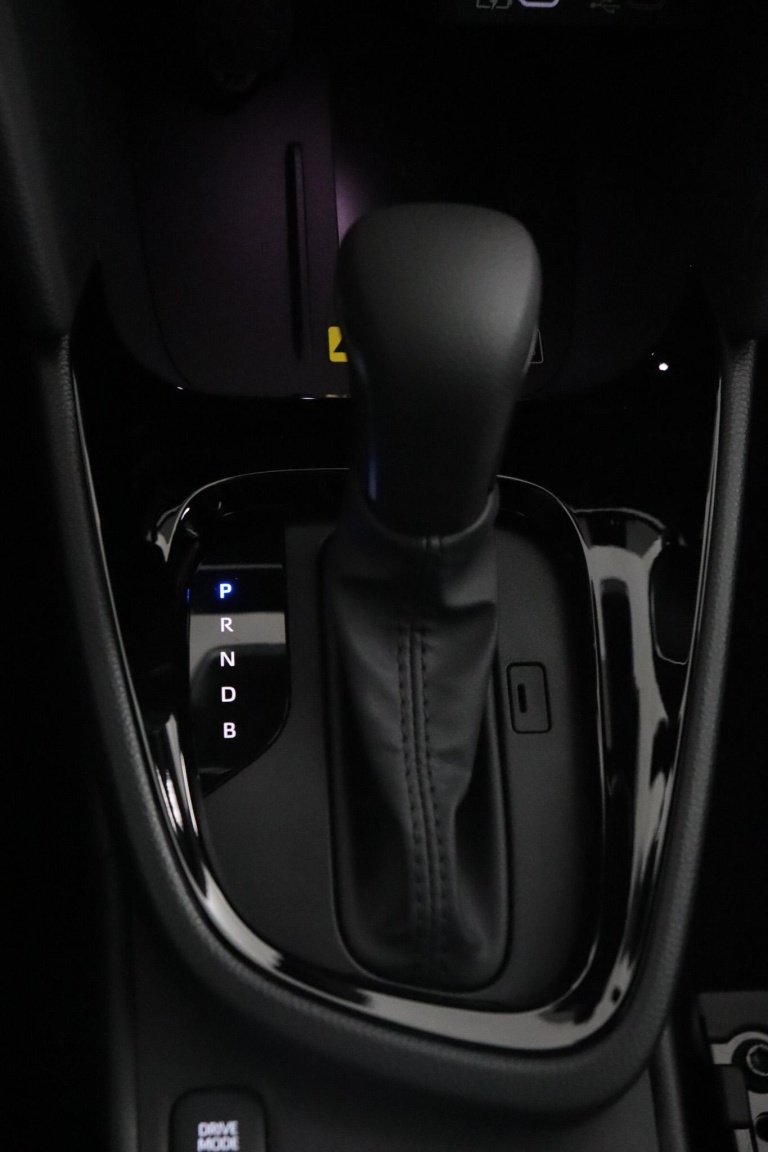 Toyota Yaris Cross - 1.5 Hybrid 130 Dynamic 26