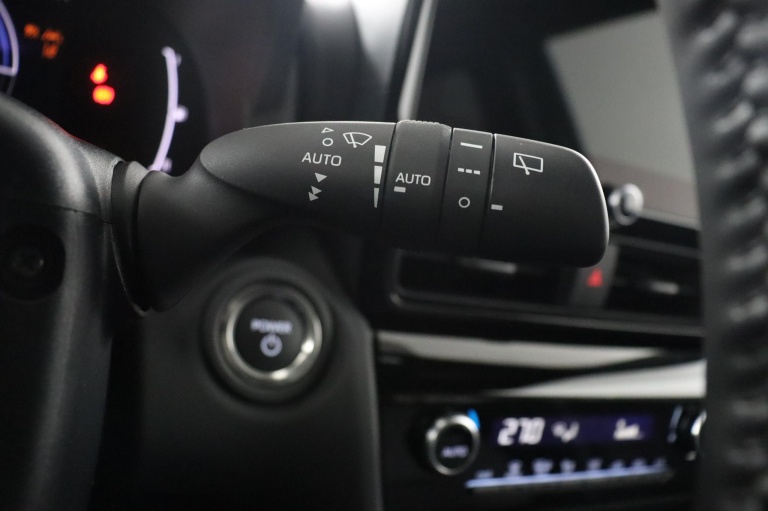 Toyota Yaris Cross - 1.5 Hybrid 130 Dynamic 30