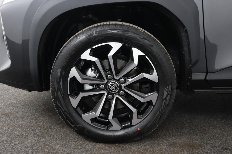 Toyota Yaris Cross - 1.5 Hybrid 130 Dynamic 35