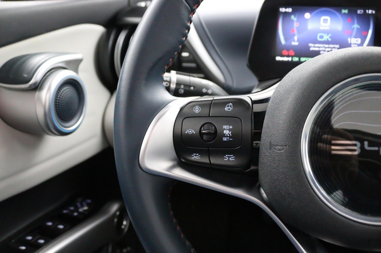 BYD ATTO 3 - Comfort 60 kWh 10