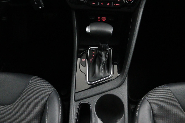 Kia Niro - 1.6 GDi Hybrid ExecutiveLine 23