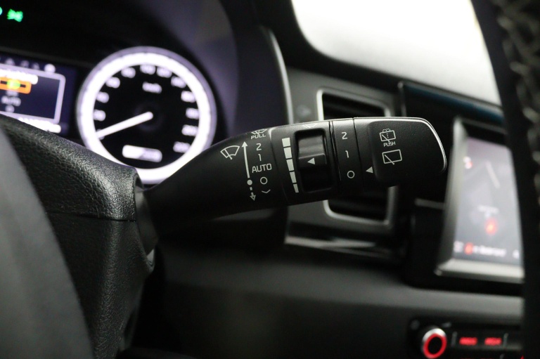 Kia Niro - 1.6 GDi Hybrid ExecutiveLine 27