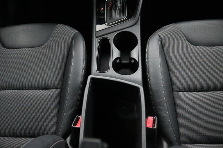 Kia Niro - 1.6 GDi Hybrid ExecutiveLine 36
