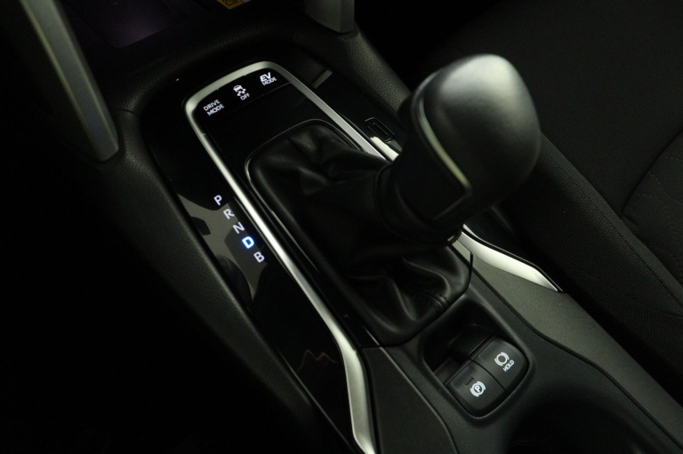 Toyota Corolla Cross - Hybrid 140 Dynamic 27