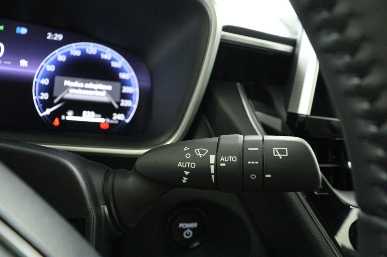 Toyota Corolla Cross - Hybrid 140 Dynamic 31