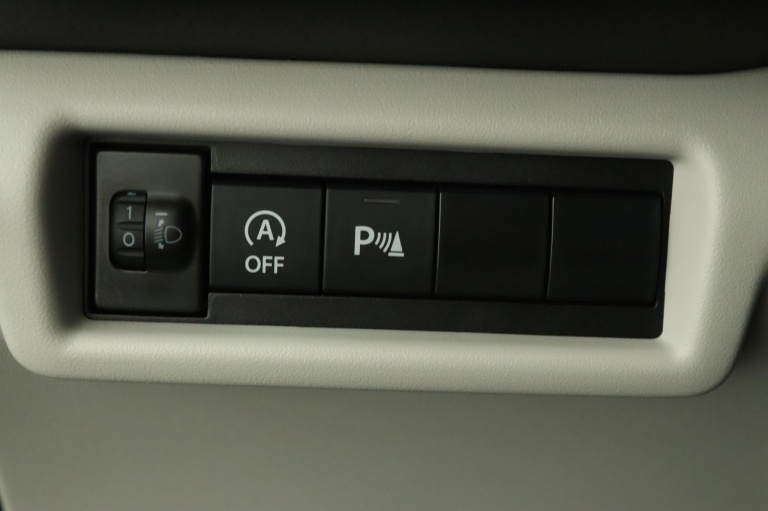 Suzuki Swift - 1.2 Select Smart Hybrid 27