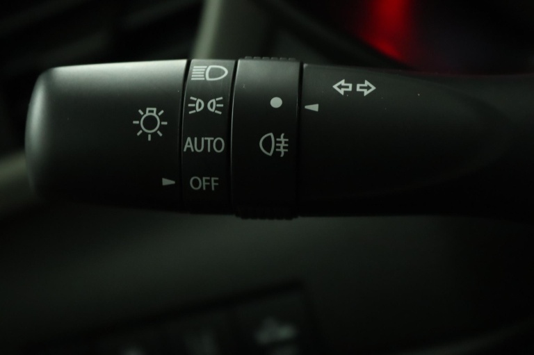 Suzuki Swift - 1.2 Select Smart Hybrid 28