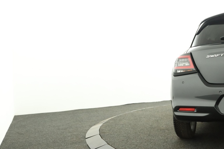 Suzuki Swift - 1.2 Select Smart Hybrid 37