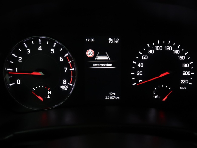 Suzuki Swift - 1.2 Select Smart Hybrid