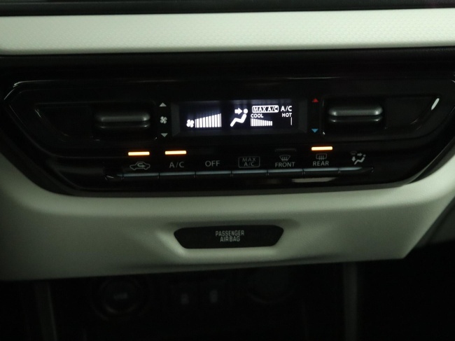 Suzuki Swift - 1.2 Select Smart Hybrid