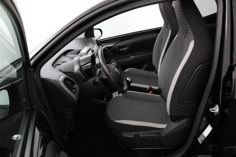 Toyota Aygo - 1.0 VVT-i x-joy cabrio 17