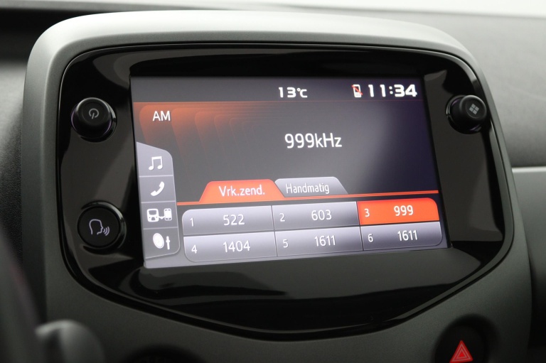 Toyota Aygo - 1.0 VVT-i x-joy cabrio 42