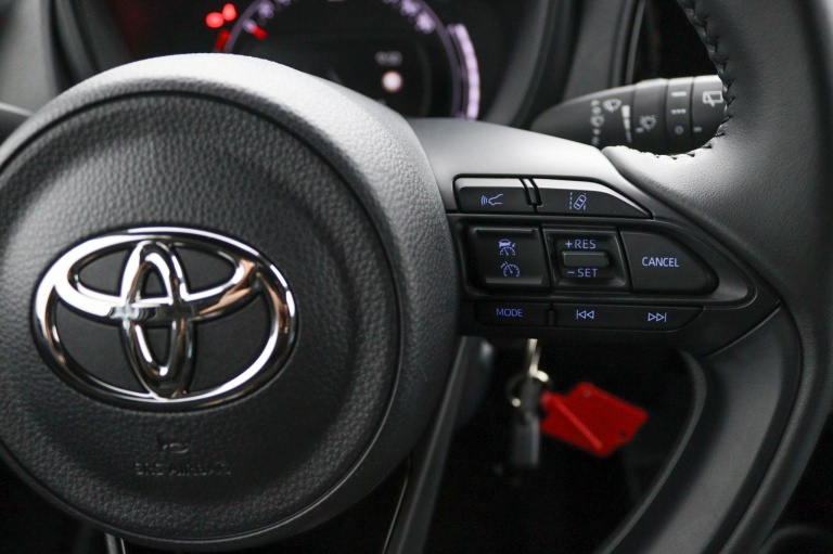 Toyota Aygo X - 1.0 VVT-i MT Play 21