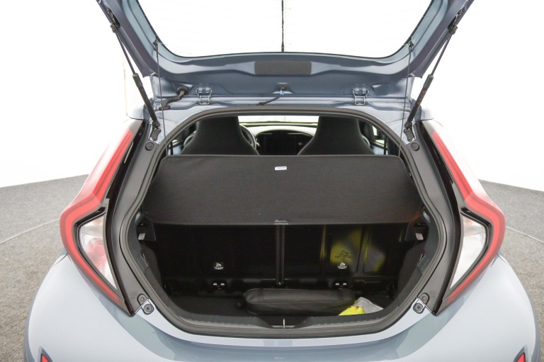 Toyota Aygo X - 1.0 VVT-i MT Play 23