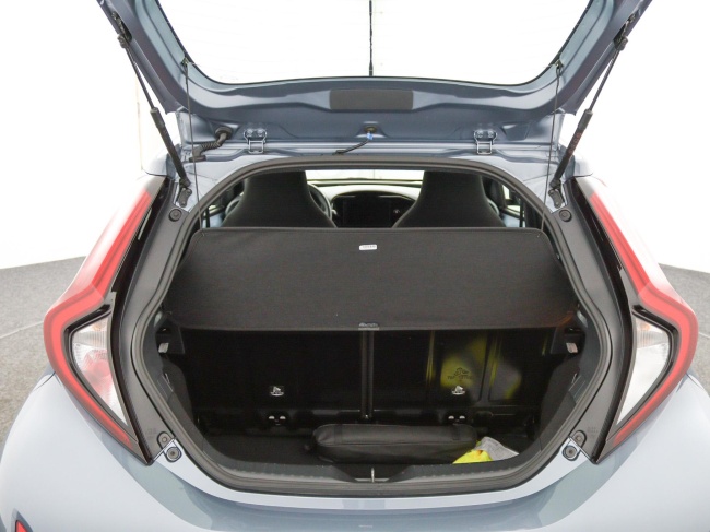 Toyota Aygo X - 1.0 VVT-i MT Play