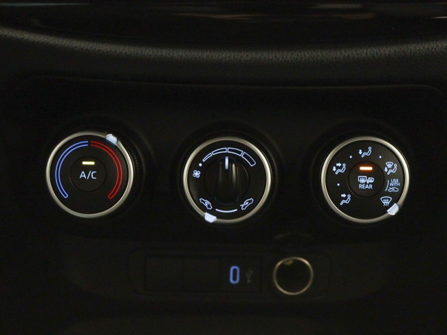 Toyota Aygo X - 1.0 VVT-i MT Play