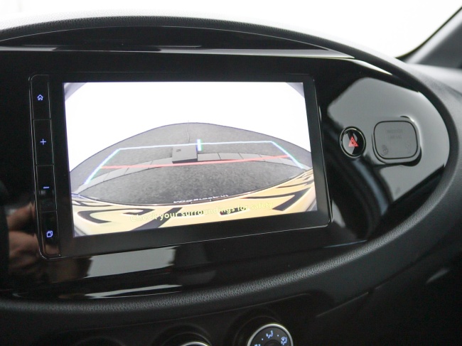 Toyota Aygo X - 1.0 VVT-i MT Play