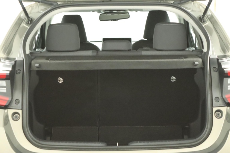 Toyota Yaris - 1.5 Hybrid 115 First Edition 23