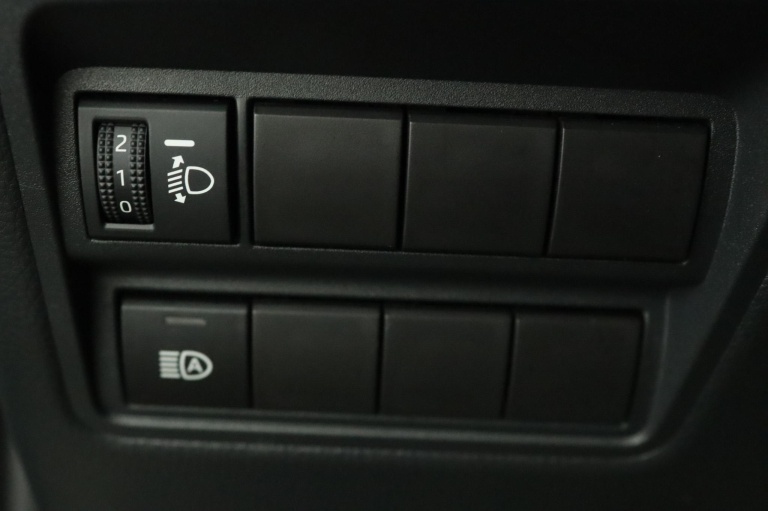 Toyota Yaris - 1.5 Hybrid 115 First Edition 30