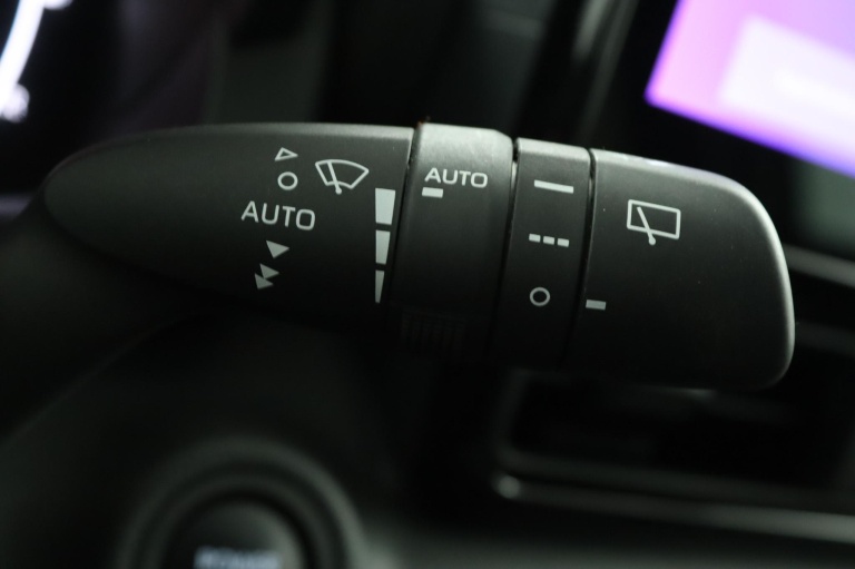 Toyota Yaris - 1.5 Hybrid 115 First Edition 32