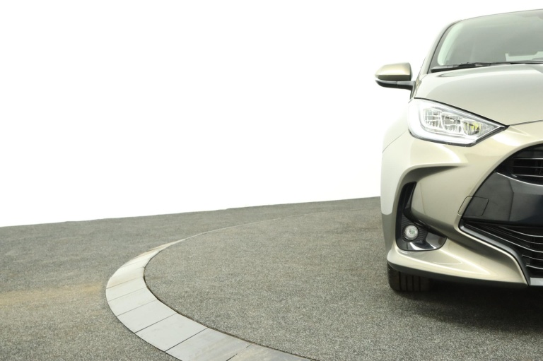 Toyota Yaris - 1.5 Hybrid 115 First Edition 36