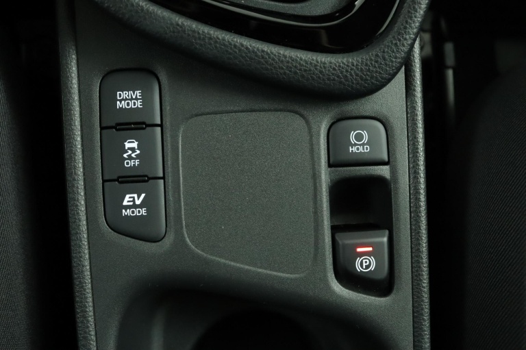 Toyota Yaris - 1.5 Hybrid 115 First Edition 61