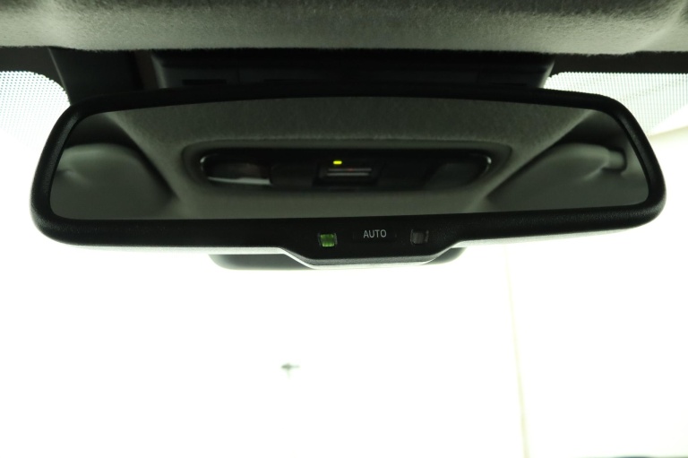 Toyota Yaris - 1.5 Hybrid 115 First Edition 62