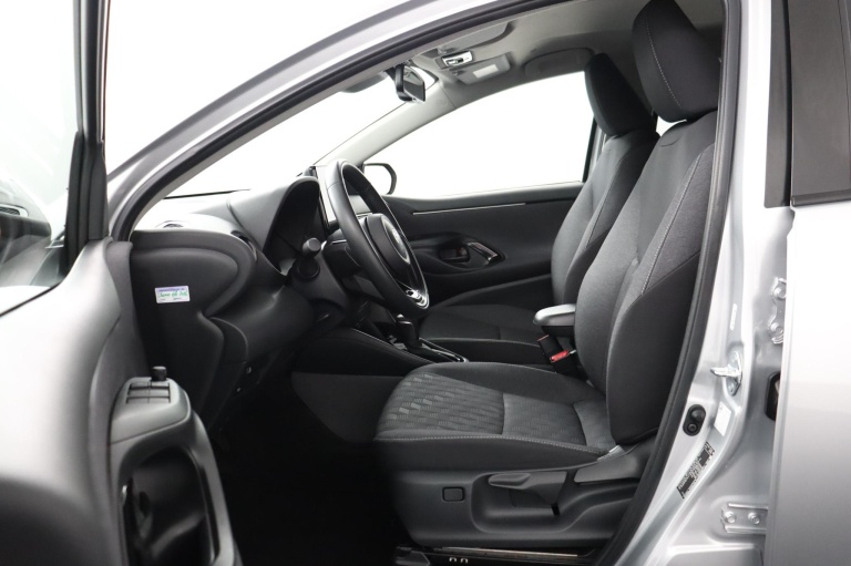 Toyota Yaris - 1.5 Hybrid 115 First Edition 16